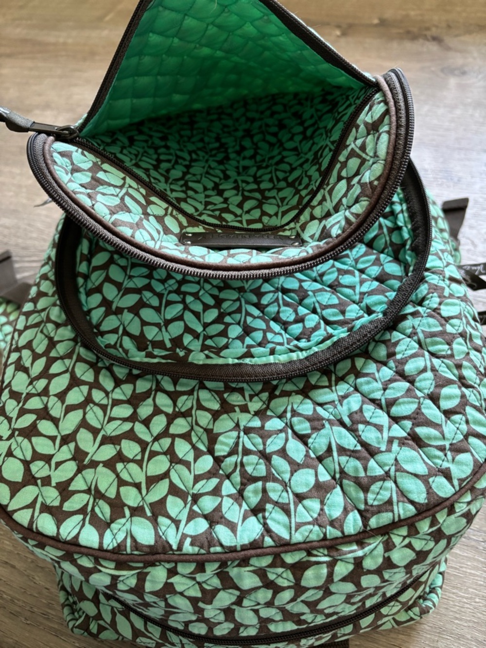 Vera Bradley shower vines Quilted Backpack - Picture 5 of 11